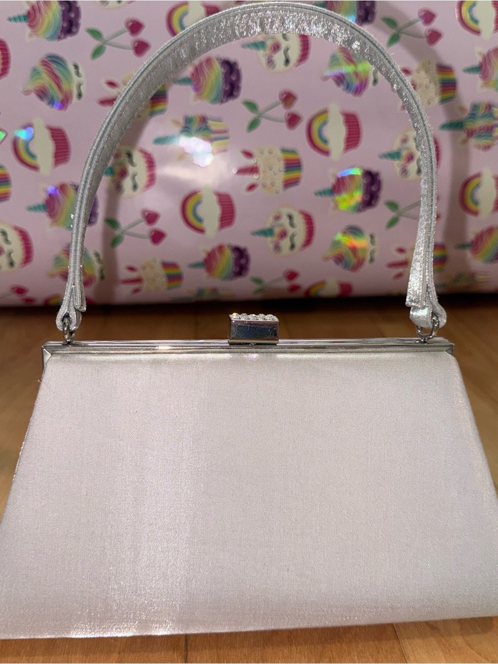 Elegant Silver Evening Handbag - Classic Top-Handle Clutch used once